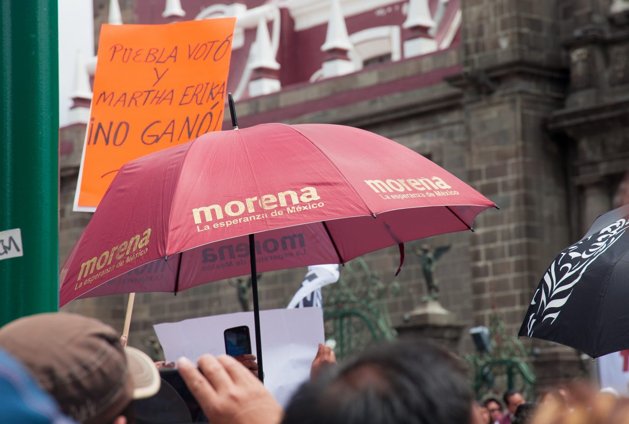Domingo, 12 de Agosto, 2018. Ciudad de Puebla, México - Personas en apoyo a Miguel Barbosa Huerta y Morena. Foto por Javier Soriano/LoveIsAmor.com
